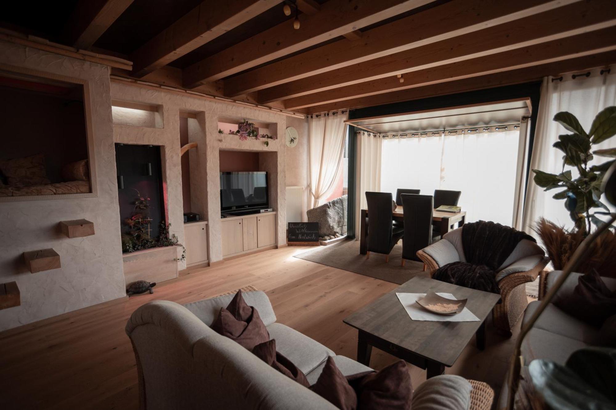 Suedlaendisches Chalet Mit Hauseigener Sauna Viechtach Exteriér fotografie